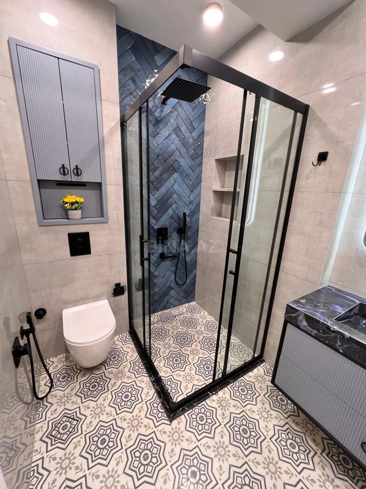 Satılır 3 otaqlı mənzil 91 m²