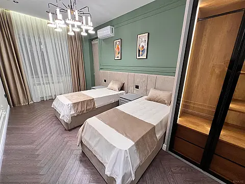 Satılır 3 otaqlı mənzil 91 m²