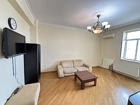 Kirayə verilir 3 otaqlı mənzil 110 m²