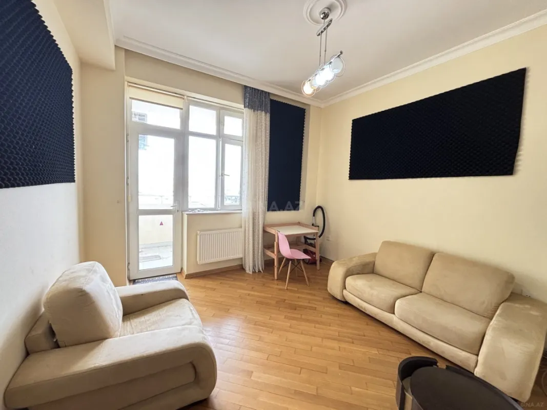 Kirayə verilir 3 otaqlı mənzil 110 m²
