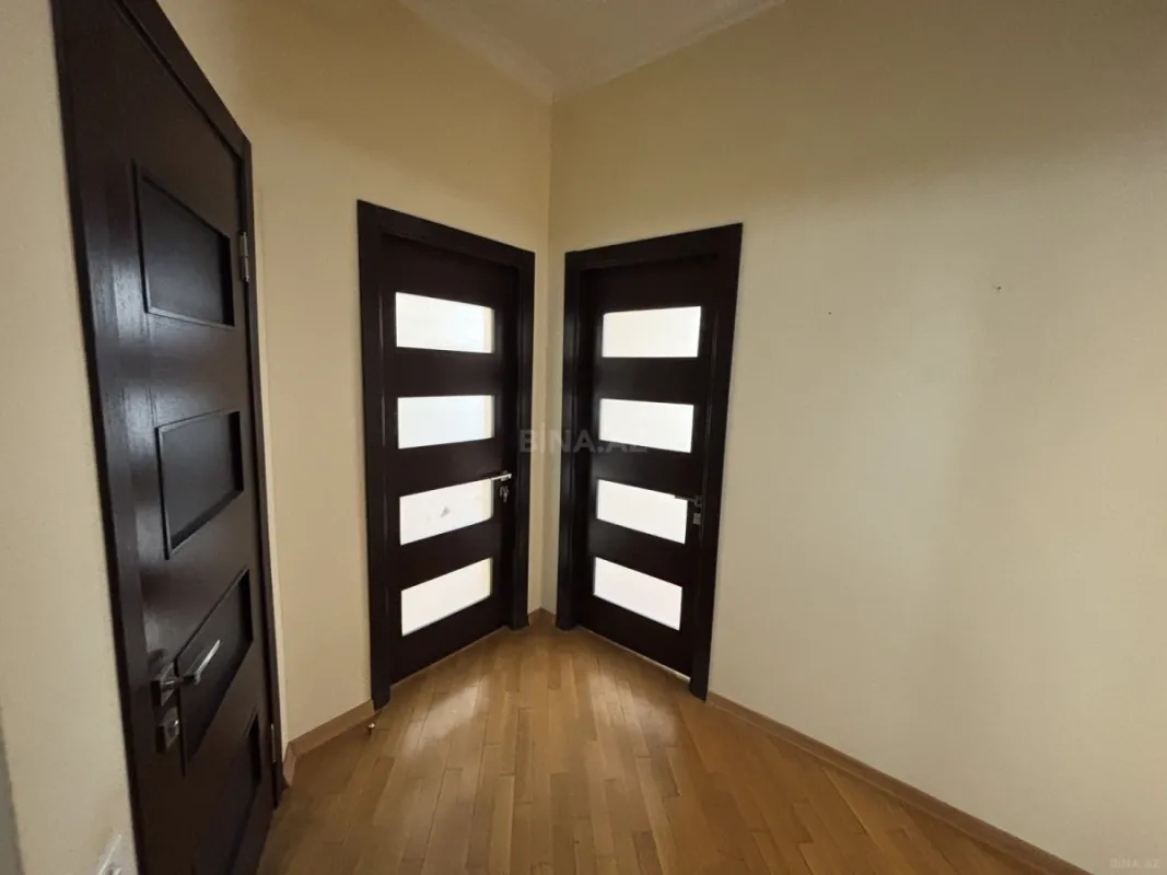 Kirayə verilir 3 otaqlı mənzil 110 m²