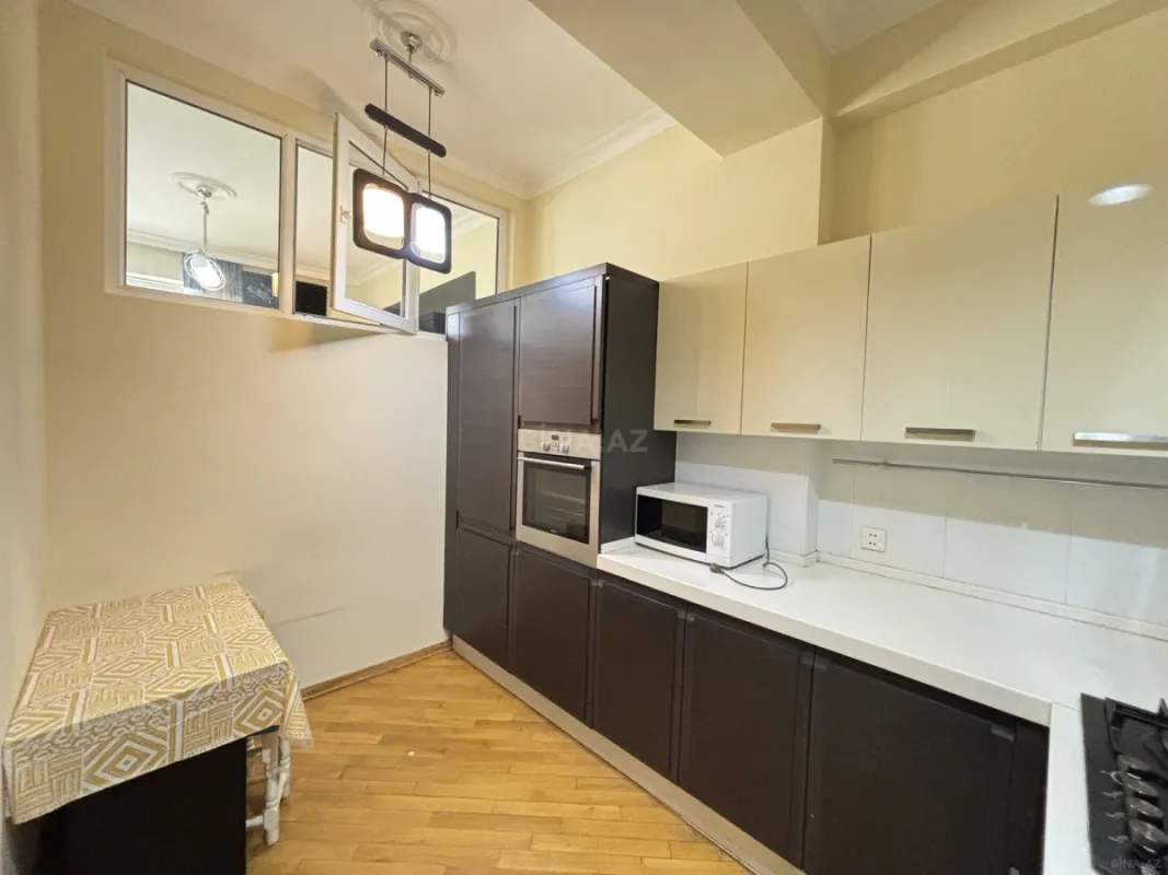 Kirayə verilir 3 otaqlı mənzil 110 m²