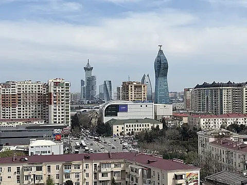 Kirayə verilir 3 otaqlı mənzil 110 m²