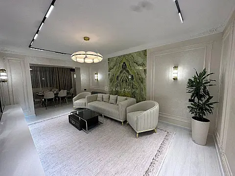 Kirayə verilir 3 otaqlı mənzil 120 m² — Bakı, Nərimanov 3 otaq 120.00 m²