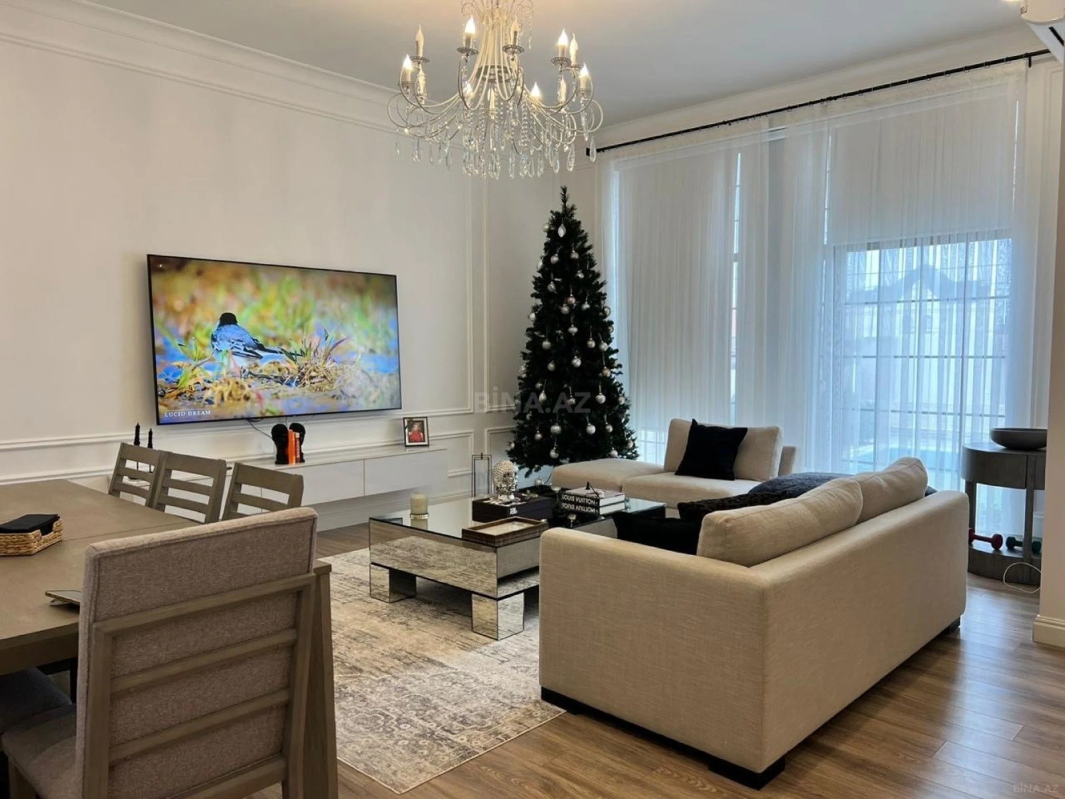 Kirayə verilir 4 otaqlı həyət evi 240 m²