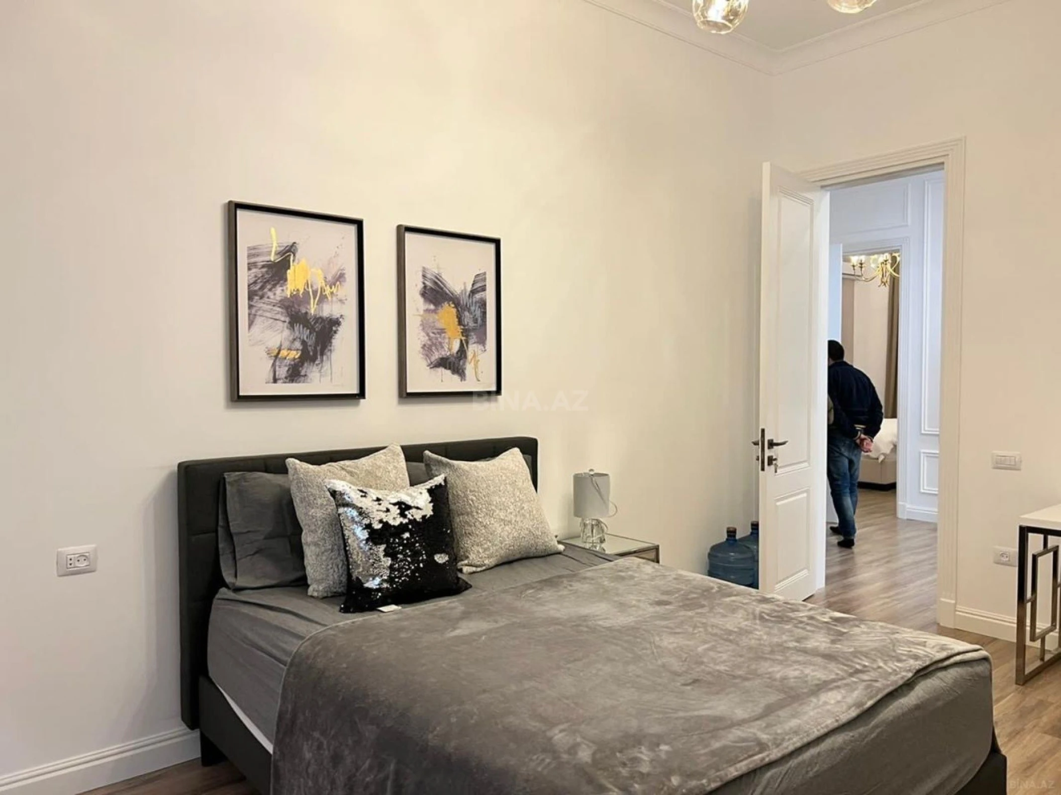 Kirayə verilir 4 otaqlı həyət evi 240 m²