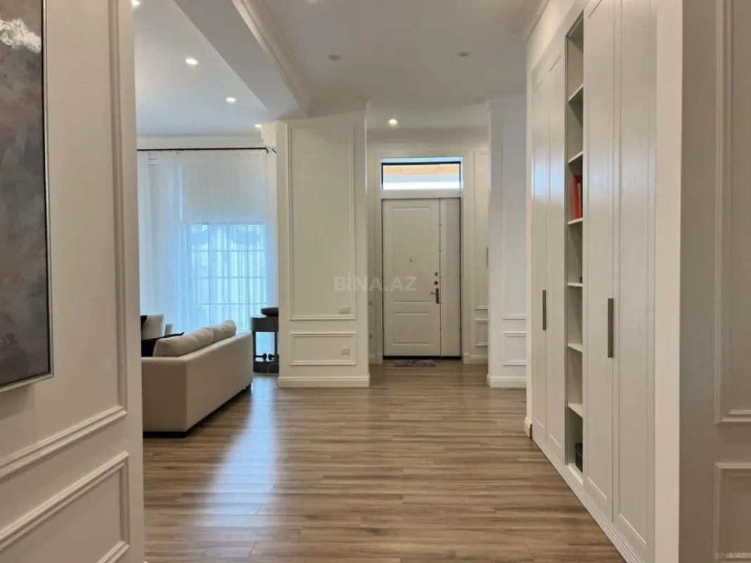 Kirayə verilir 4 otaqlı həyət evi 240 m²