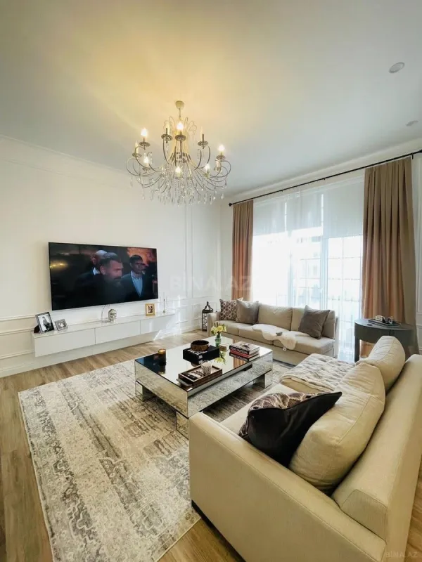 Kirayə verilir 4 otaqlı həyət evi 240 m²