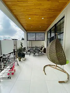 Kirayə verilir 4 otaqlı həyət evi 240 m²