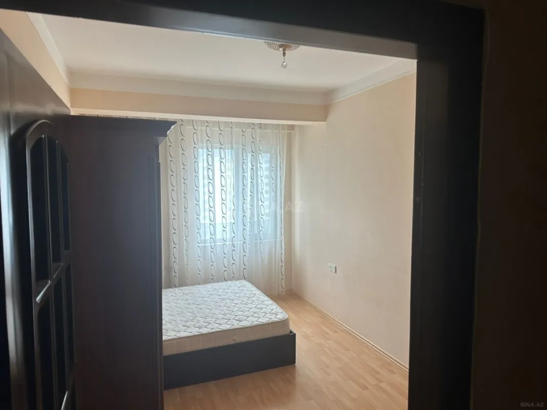 Kirayə verilir 2 otaqlı mənzil 80 m²