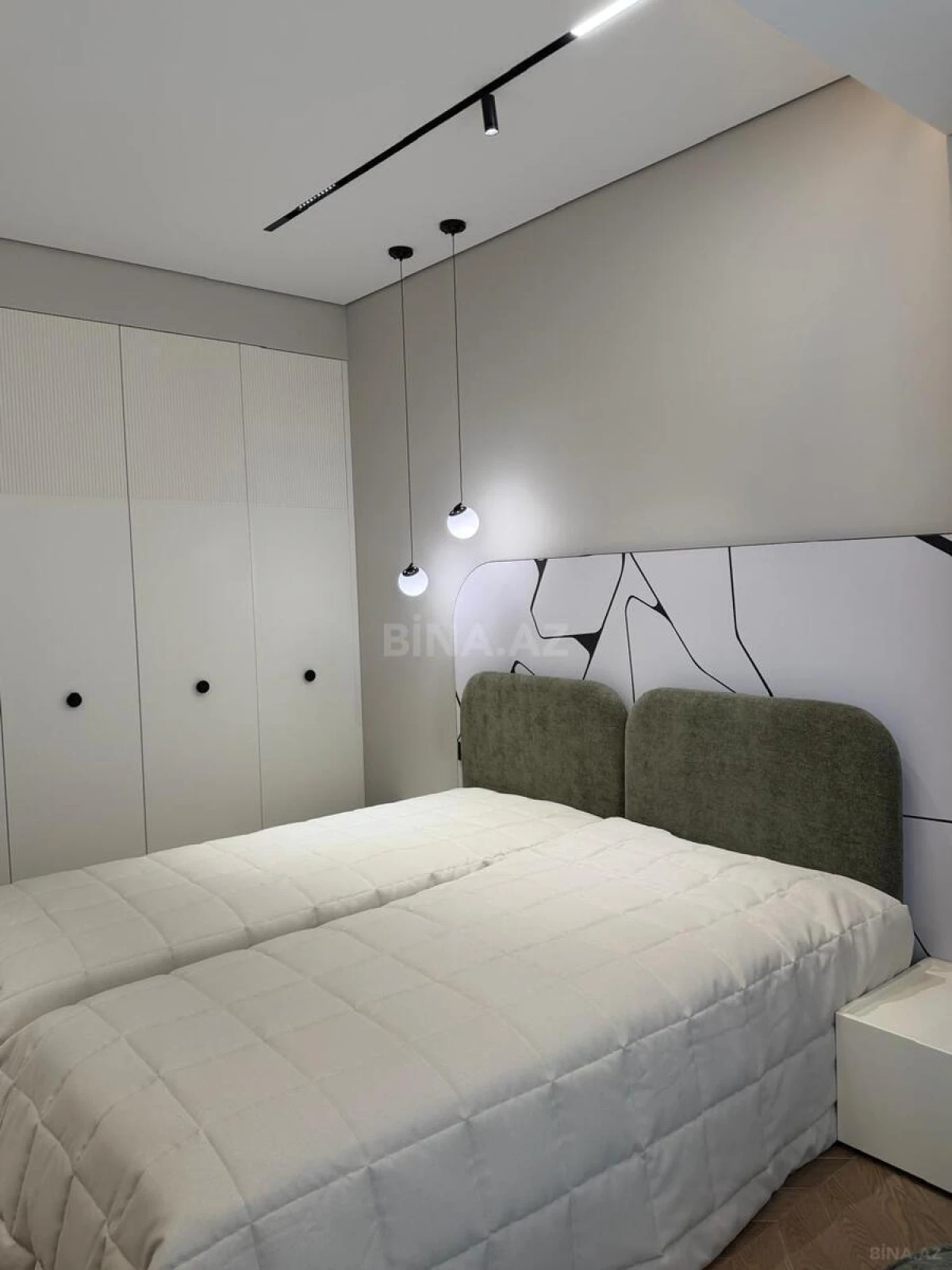 Kirayə verilir 3 otaqlı mənzil 140 m²