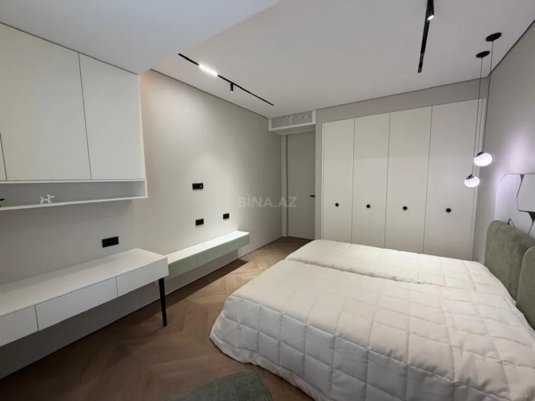 Kirayə verilir 3 otaqlı mənzil 140 m²