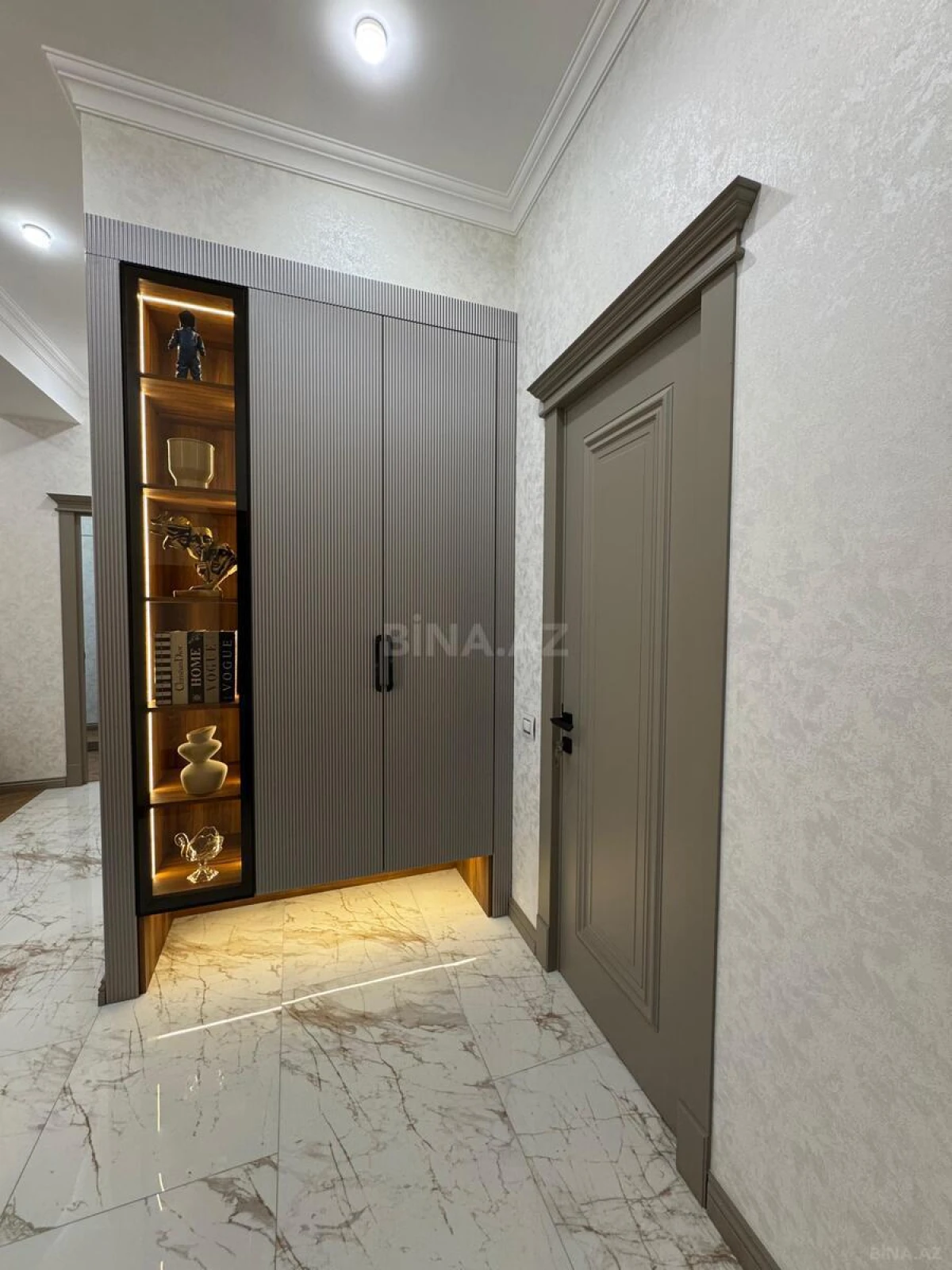 Satılır 3 otaqlı mənzil 82 m²