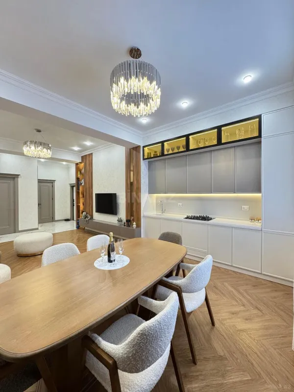 Satılır 3 otaqlı mənzil 82 m²