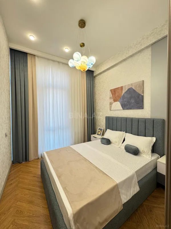 Satılır 3 otaqlı mənzil 82 m²