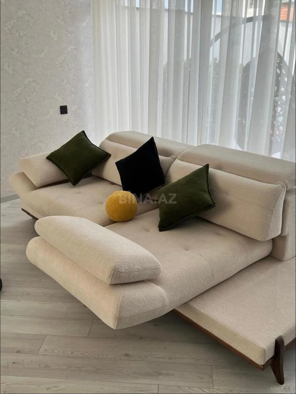 Kirayə verilir 4 otaqlı həyət evi 300 m²