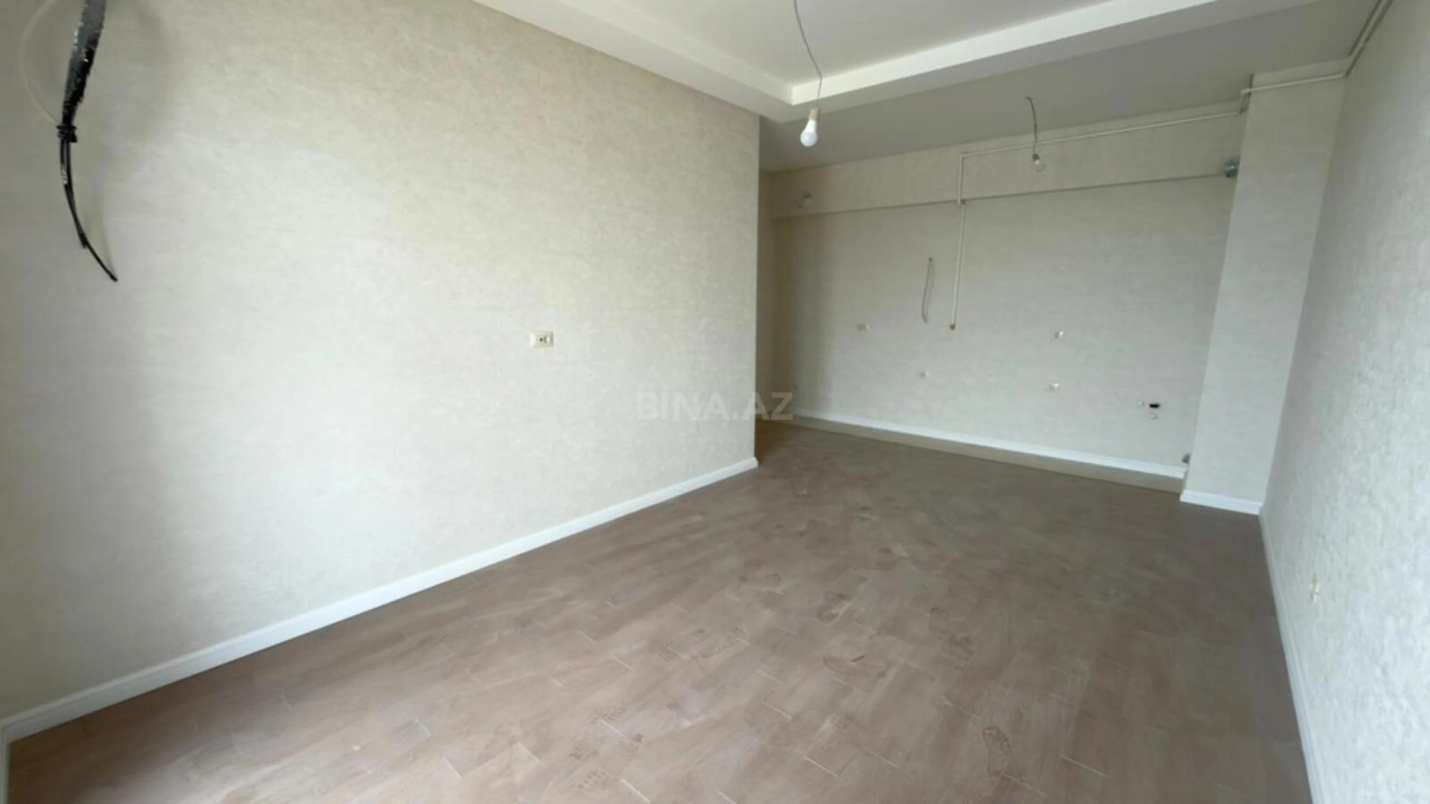 Satılır 3 otaqlı mənzil 71 m²