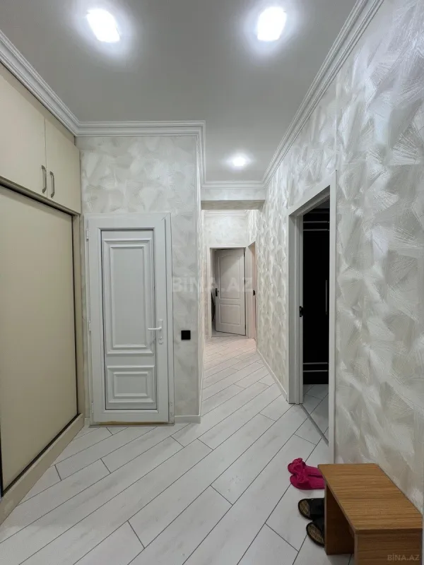 Satılır 2 otaqlı mənzil 62 m²