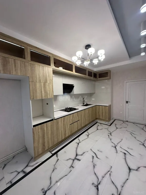 Satılır 3 otaqlı mənzil 120 m²