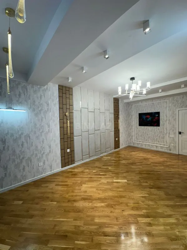 Satılır 3 otaqlı mənzil 120 m²