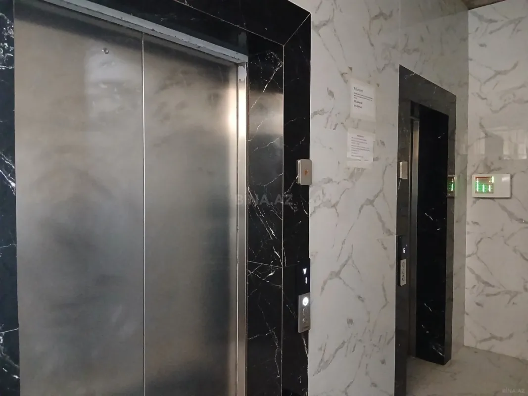 Satılır 2 otaqlı mənzil 75 m²