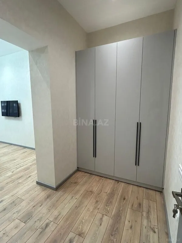 Kirayə verilir 2 otaqlı mənzil 100 m²