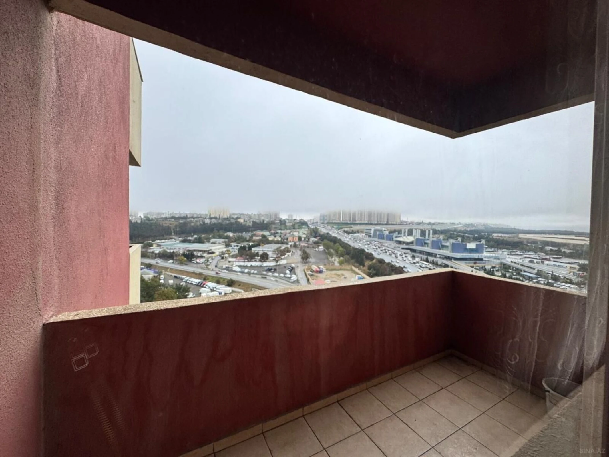 Kirayə verilir 2 otaqlı mənzil 86 m²