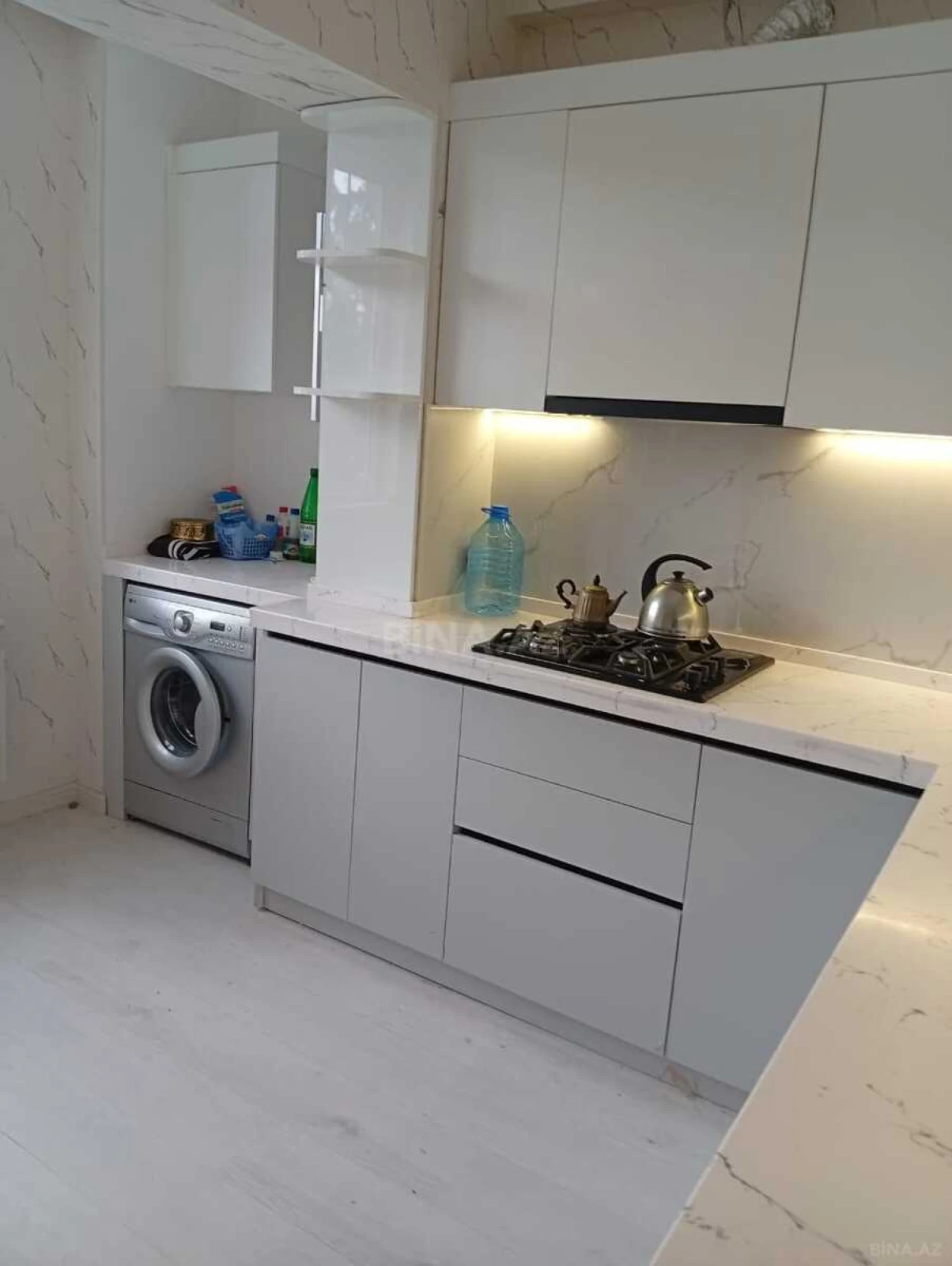 Satılır 3 otaqlı mənzil 90 m²
