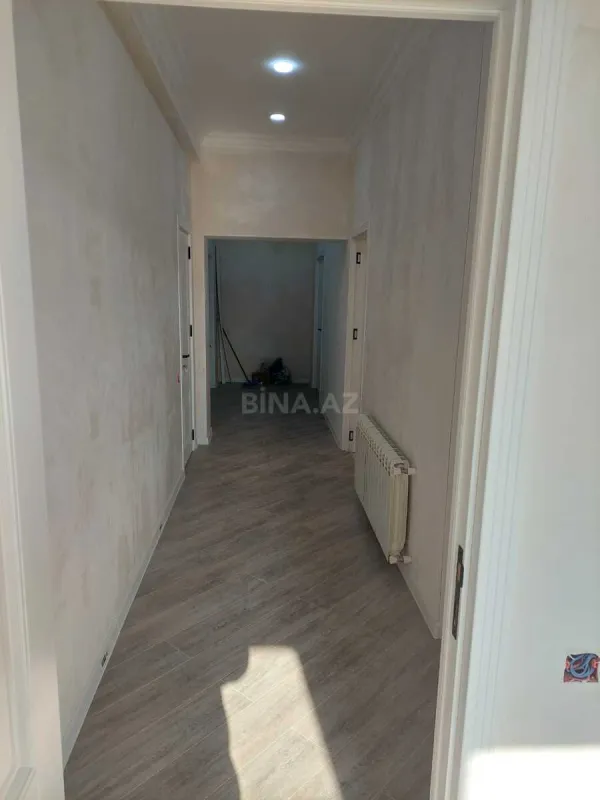 Satılır 3 otaqlı mənzil 115 m²