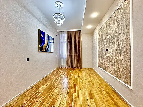 Satılır 2 otaqlı mənzil 90 m²