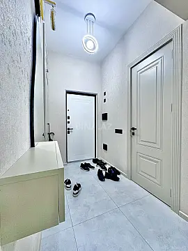 Satılır 2 otaqlı mənzil 90 m²