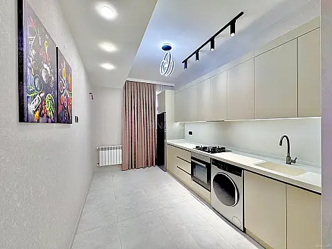 Satılır 2 otaqlı mənzil 90 m²