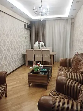 Kirayə verilir 2 otaqlı mənzil 60 m²