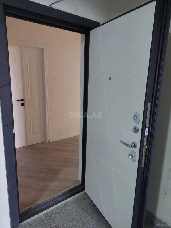 Satılır 3 otaqlı mənzil 115 m²