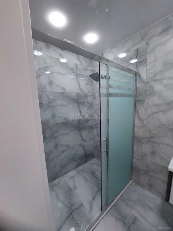 Satılır 3 otaqlı mənzil 115 m²