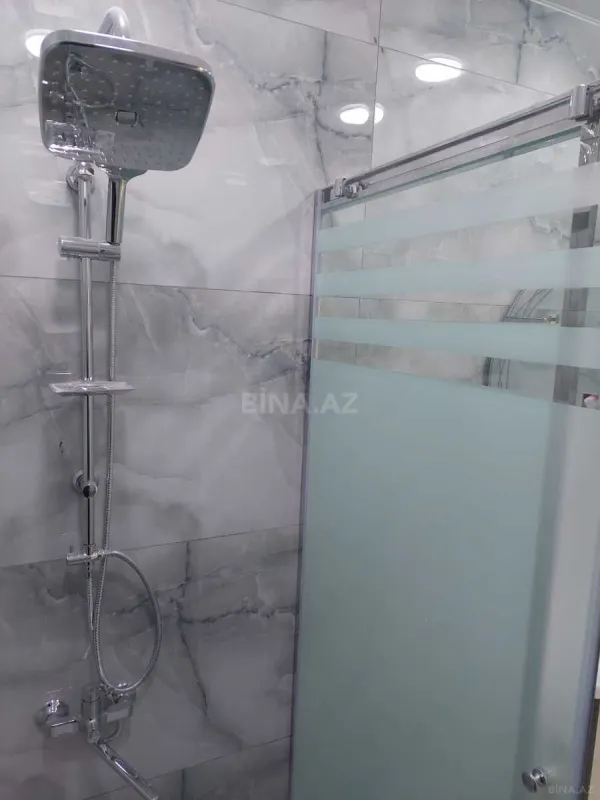 Satılır 3 otaqlı mənzil 115 m²