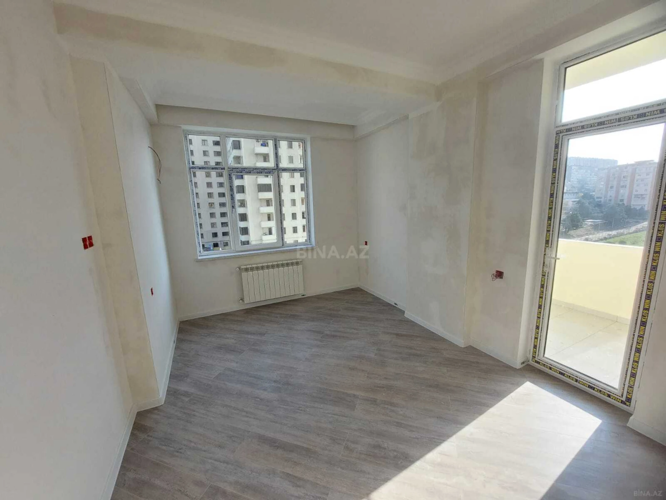 Satılır 3 otaqlı mənzil 115 m²