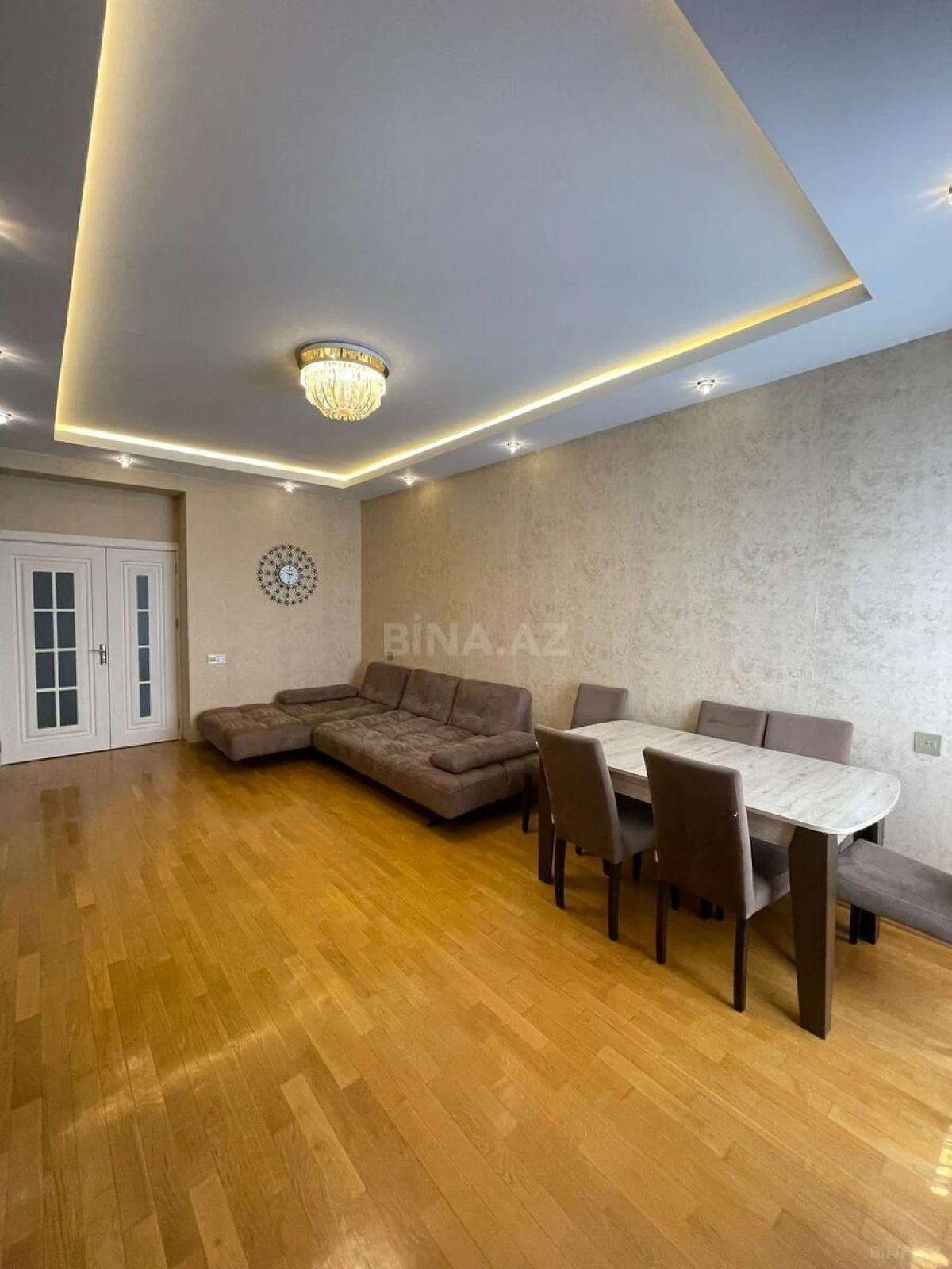Satılır 2 otaqlı mənzil 65 m²