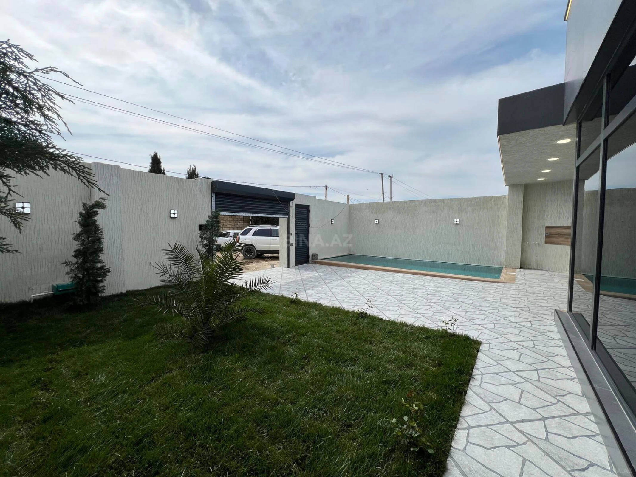 Satılır 4 otaqlı həyət evi 150 m²