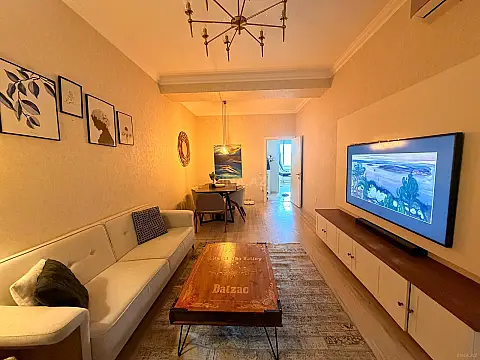 Satılır 3 otaqlı mənzil 95 m² — Bakı 3 otaq 95.00 m²