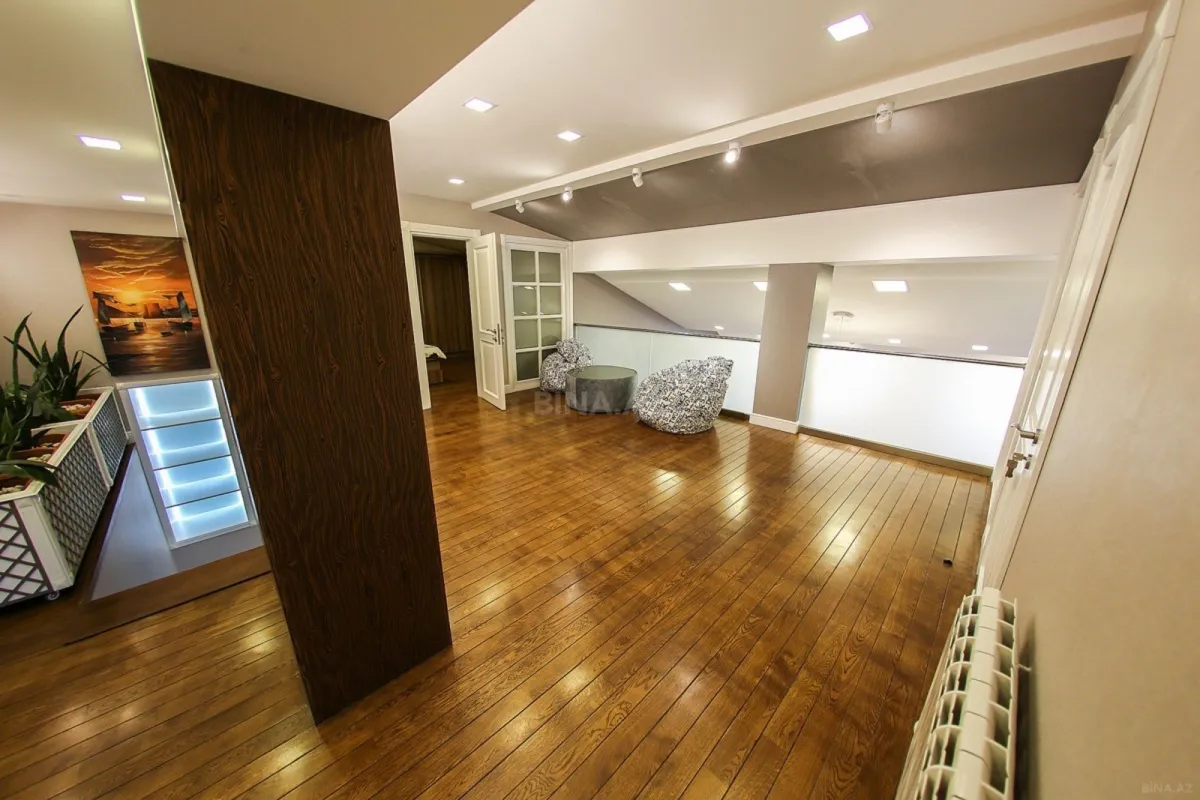 Satılır 6 otaqlı mənzil 280.5 m²