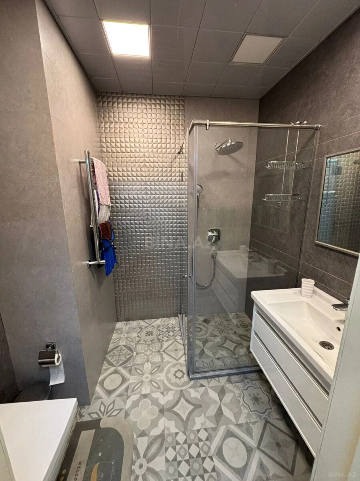 Kirayə verilir 3 otaqlı mənzil 110 m²