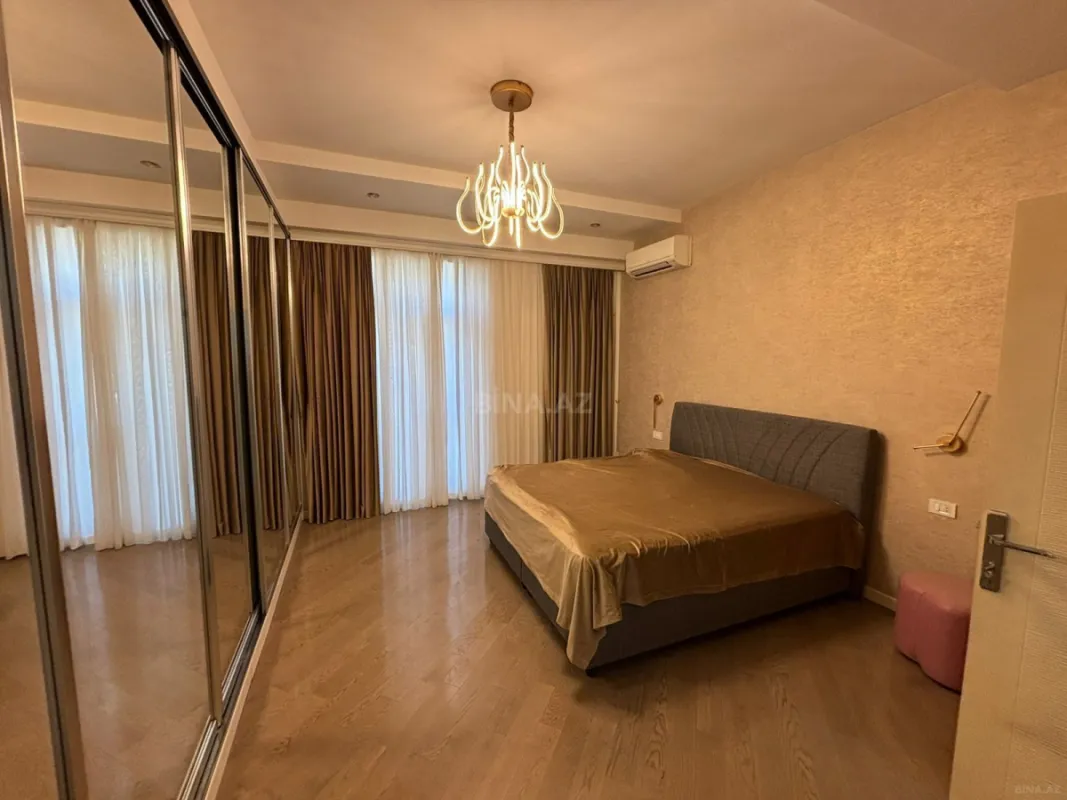Kirayə verilir 3 otaqlı mənzil 110 m²