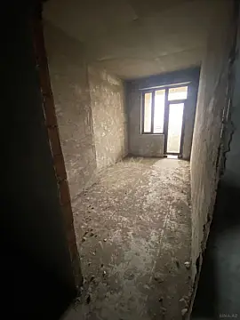 Satılır 3 otaqlı mənzil 133 m²