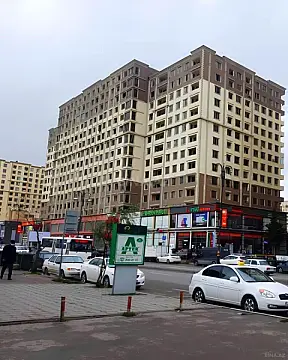 Satılır 3 otaqlı mənzil 133 m² — Bakı, İnşaatçılar 3 otaq 133.00 m²