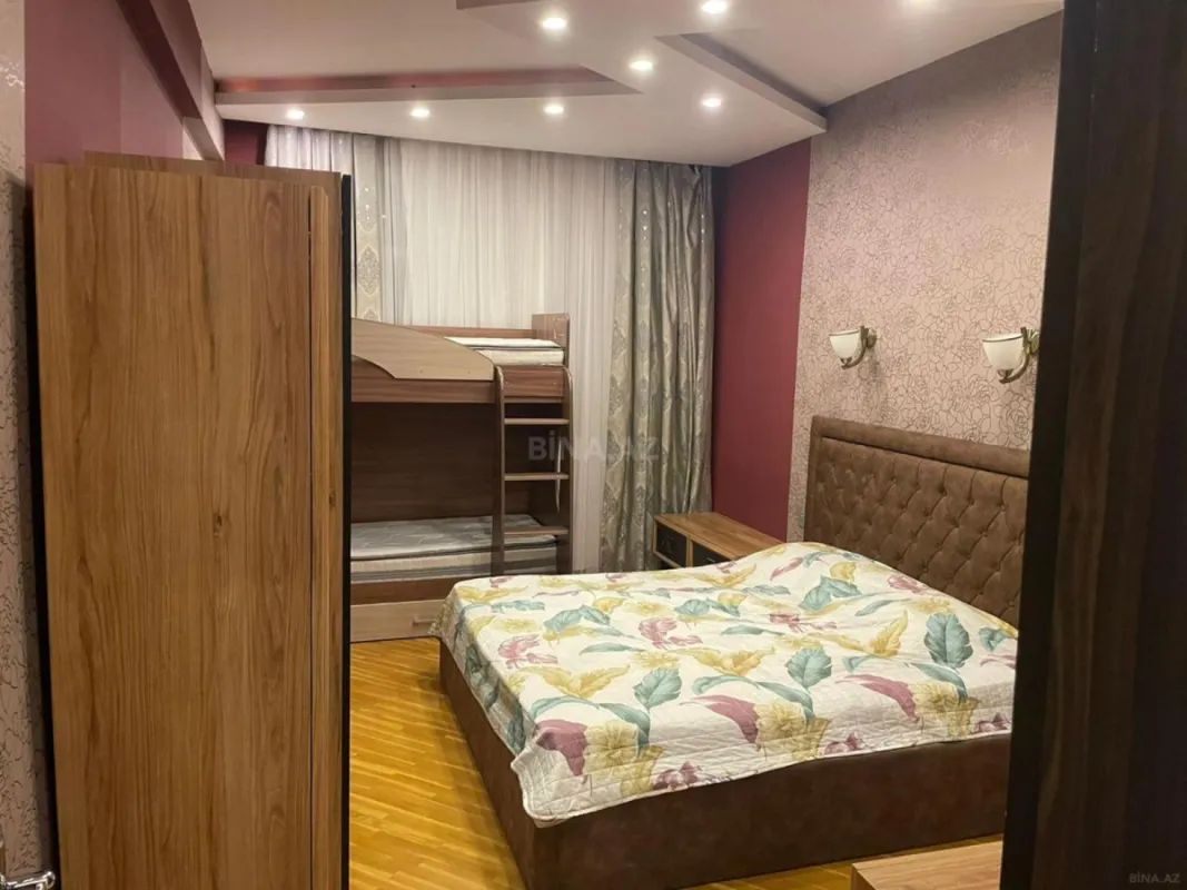Kirayə verilir 2 otaqlı mənzil 100 m²