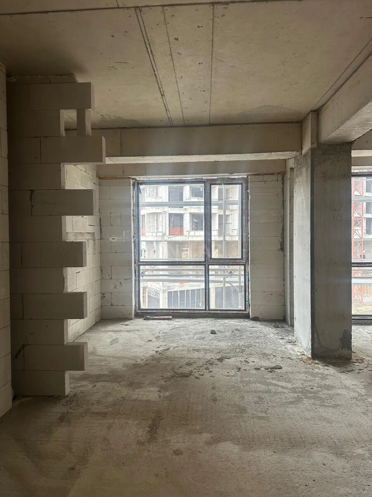 Satılır 3 otaqlı mənzil 103 m²