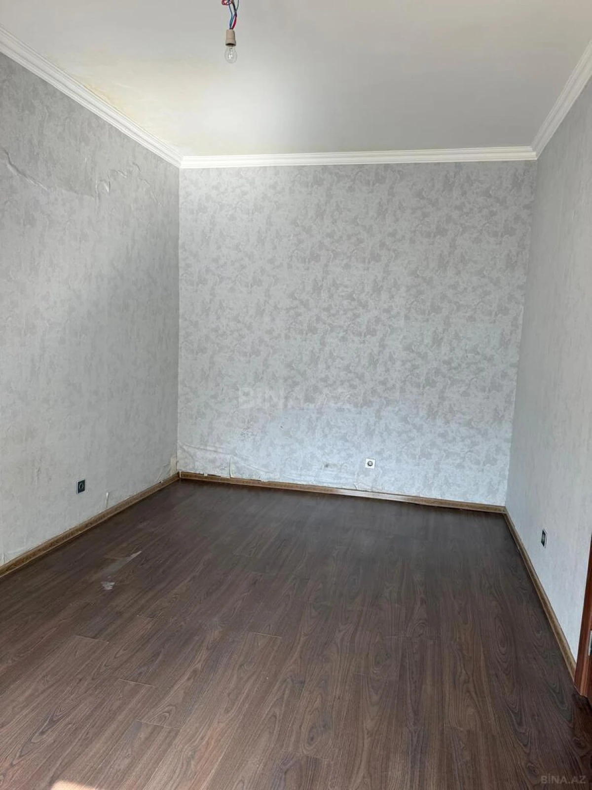 Satılır 1 otaqlı mənzil 45 m²