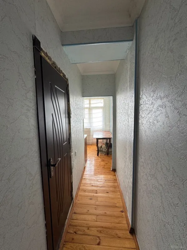 Satılır 2 otaqlı mənzil 73 m²