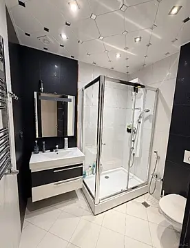 Satılır 4 otaqlı mənzil 150 m²